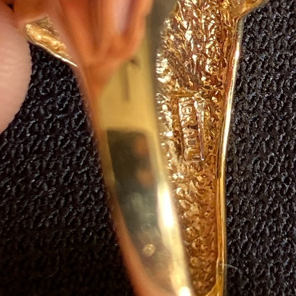 Luxurious Solid 10K Gold Blue Sapphire Natural Baguette Diamonds Ring. - Picture 9 of 9